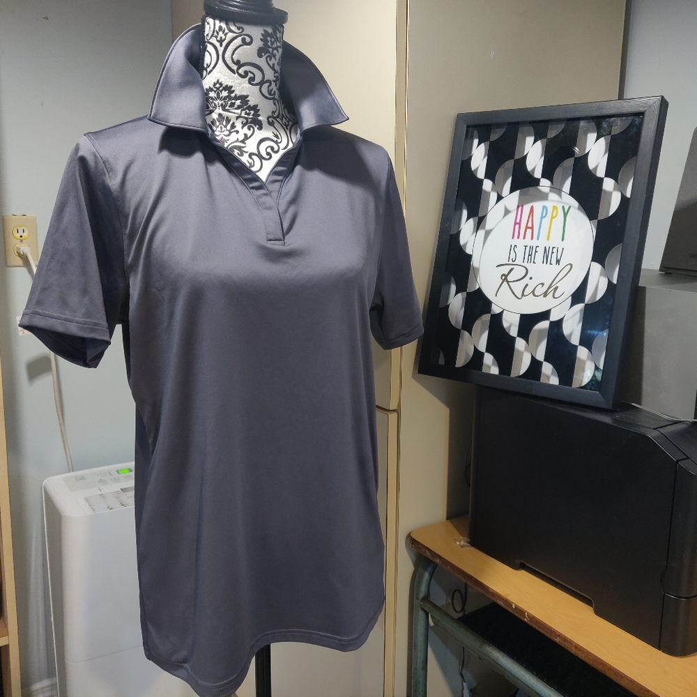NWOT Gray Under Armour Ladies Golf shirt